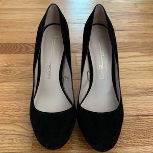 Zara High Heeled Round Toe Shoes